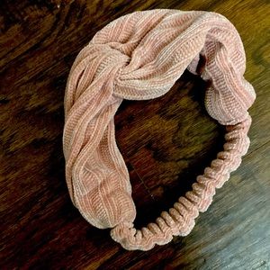 Soft Knotted Pink Headwrap
